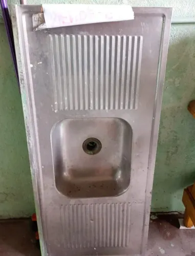 Cuba de aço inoxidável com escorredor