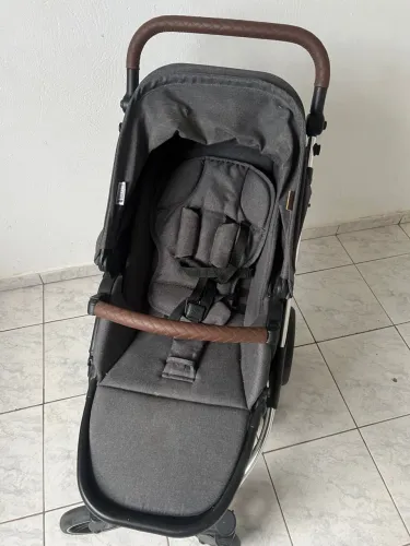 Carrinho de Bebê Como 4 Linha Diamond (Carrinho + Bebê Conforto + Adaptador + Bolsa