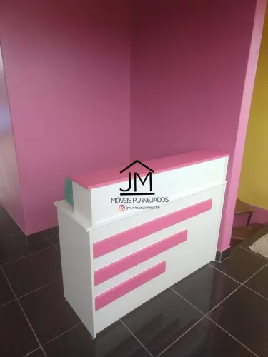 Balcão moderno para organização