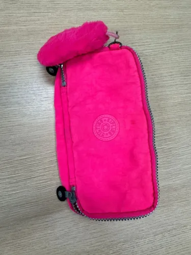 Estojo Kipling Rosa Neon com Chaveiro Original