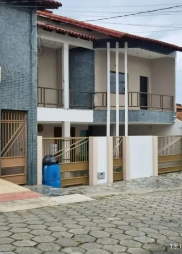 Alugo casa segundo pavimento ( o primeiro não esta a venda), Lagoa do Meio -
