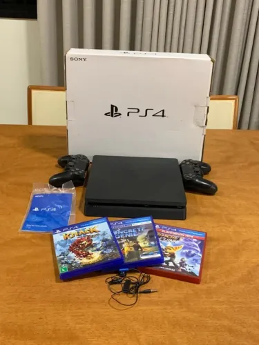 PS4 SLIM SEMINOVO