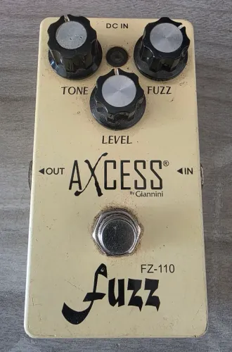Pedal fuzz Axcess FZ-110