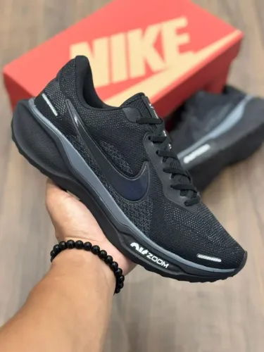 Tênis Nike Zoom  preto Tamanhos 39, 40