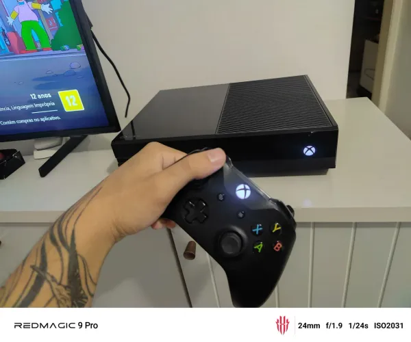 Xbox One Fat - 500gb - COMPLETO EM ÓTIMO ESTADO