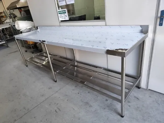 Bancada Profissional em Aço Inox - Superfície Resistente 