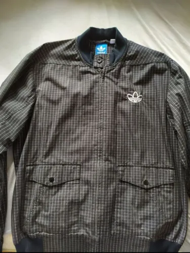 Jaqueta Adidas Xadrez