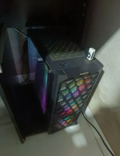 Pc/entrada Ryzen 3 3200g, 8gb ram 3200mhz, fonte 500w e SSD 512gb, A320mh 2.0