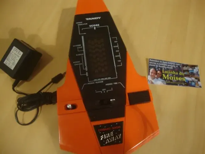 Vintage Tandy Cosmic 3000 Portátil Jogo Aventura Espacial