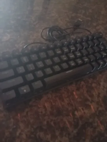 Teclado Gamer Mecânico 60% Rgb Anti Ghosting Switch Blue Fps