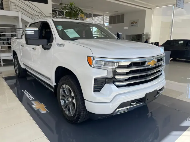 Chevrolet Silverado High Country 5.3 V8 AWD Aut. 2025