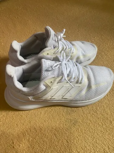 Tênis Adidas Branco e Bege - 38