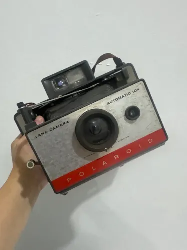 Câmera Vintage Polaroid Land Camera Automatic 104 Retrô - Colecionador / Decoração