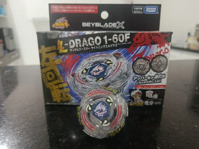 Beyblade X L drago 1-60 flat ( nunca usado)