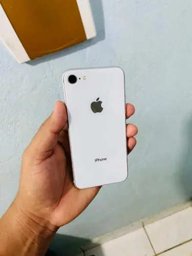 iPhone 8g