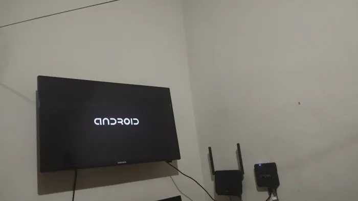 Vendo monitor Samsung 40 polegadas, 400,00 aceito troca em uma tv