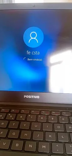 Notebook Positivo com defeito