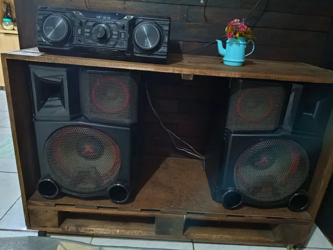 Vendo aparelho de som lg xboom 