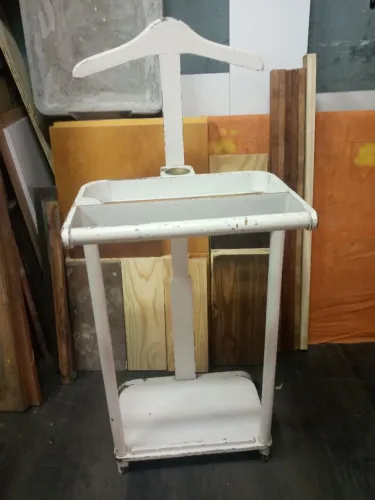 Gabideiro de chão vintage