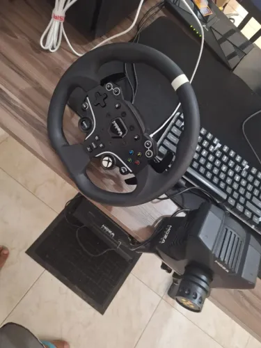 Volante Moza R3 Direct Drive + Pedais SR-P Lite (PC / Xbox) - Excelente Estado / Completo