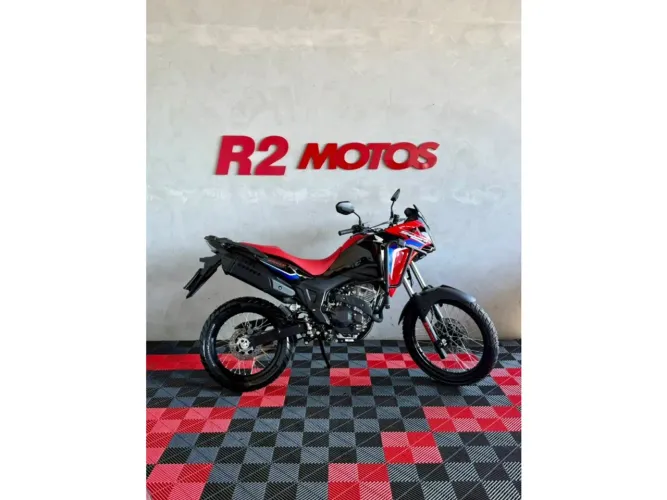 Honda Xre 300 sahara rally 2026