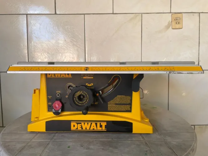 Serra de mesa dewalt dwe7470-b2