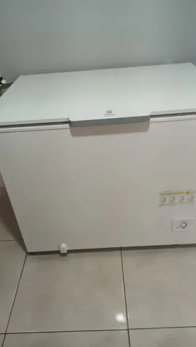 Vende-se freezer cônsul