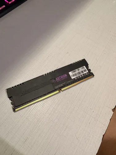 Memória RAM 8gb (1x8) 3200MHz - MANCER