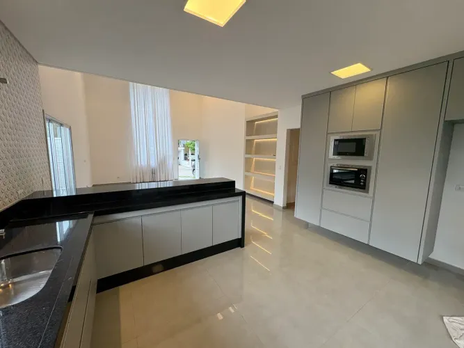 LWT 1 Térrea para aluguel tem 150 metros quadrados com 3 quartos