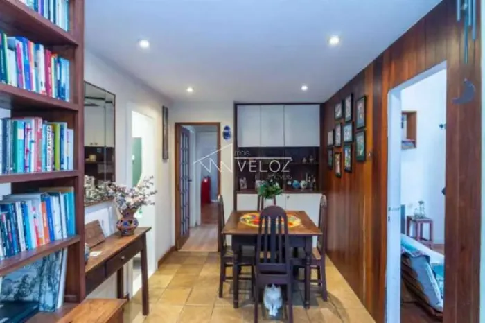 Apartamento : / Residencial / Jardim Botânico