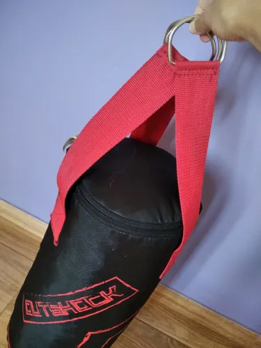 Saco de Pancada Infantil Outshock 5kg - Ótimo estado