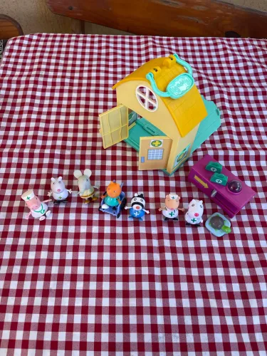 kit médico e veterinário peppa pig - hasbro sunny