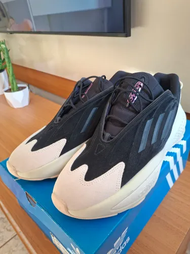 Tênis Adidas Ozrah