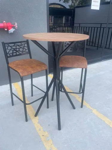 BISTRO COM DUAS BANQUETAS (DEIXE SEU AMBIENTE MAIS SOFISTICADO)