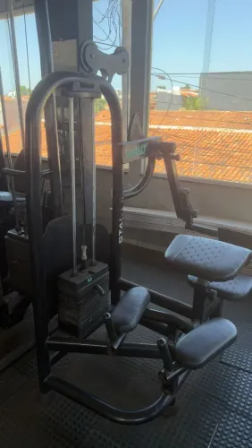Máquina de musculação