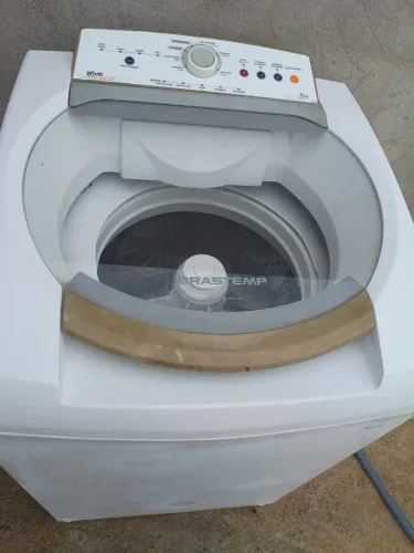 Vendo máquina de lavar Brastemp 11kg cesto inox painel digital 