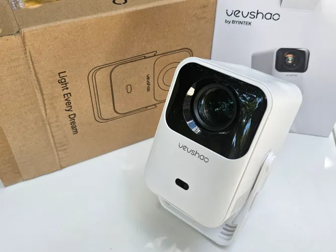 Projetor Full HD + Selado + Base Giratória + Vevshao A15