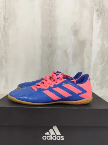 Chuteira futsal Adidas 