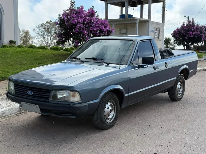Ford Pampa L 1.8i / 1.8 (álcool) 1992