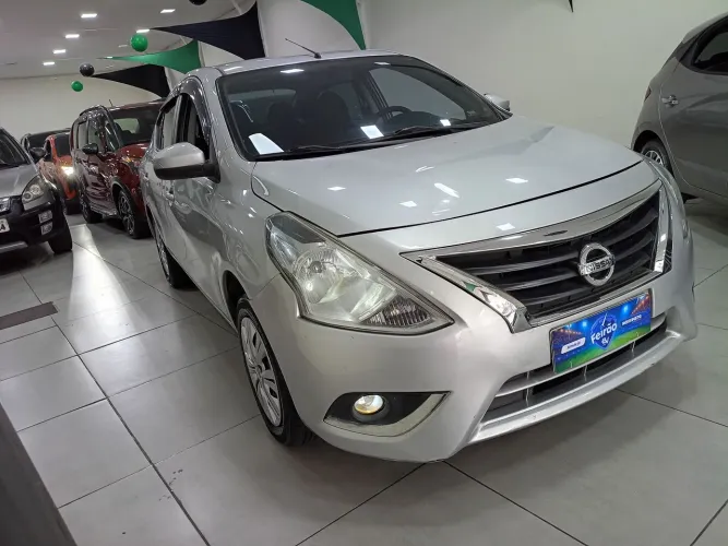 Nissan Versa 1.0 12V Flexstart 4P Mec. 2020