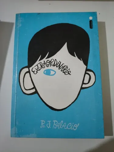 Livro Novo - Extraordinário - R. J. Palacio - Julia Roberts - Owen Wilson - Livro Filme