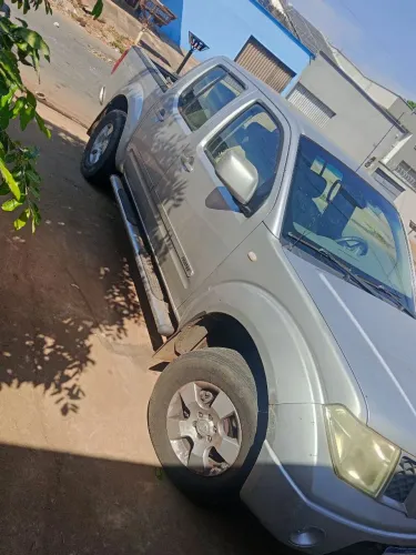 Nissan Frontier Se/se Strik CD 4X4 2.5 TB Dies. 2011