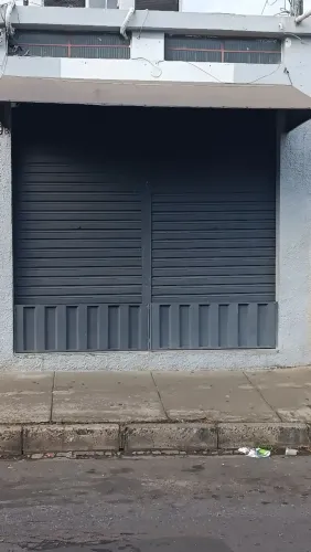 Aluga-se loja em excelente ponto comercial do bairro Betânia