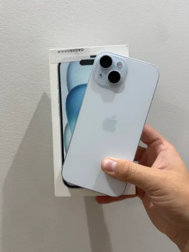 iPhone 15 128GB