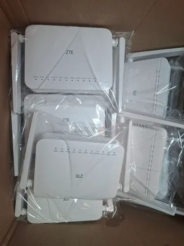 MODEM ROTEADOR ZTE F6600P/25 PEÇAS+10 PEÇAS DE F6201B TOTAL 35 PEÇAS