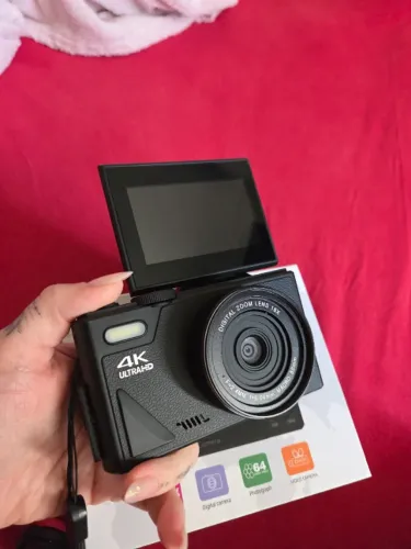 Câmera Digital 4K com Tela IPS de 3" | Fotos de até 64 MP
