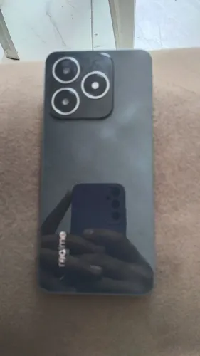 Realme c61