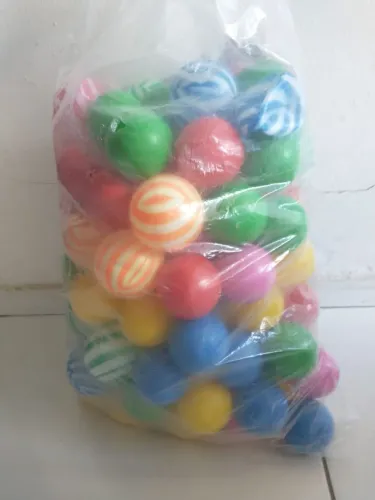 bolas coloridas para piscina 