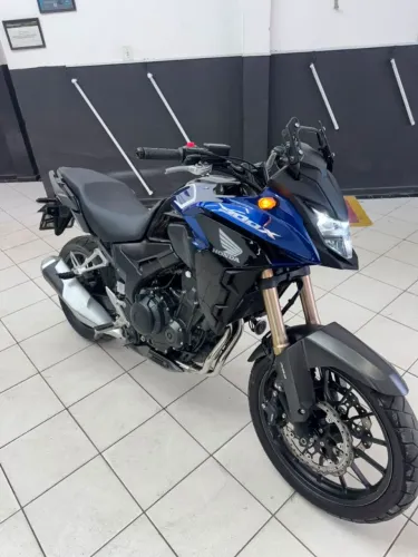 Honda CB500X 2024