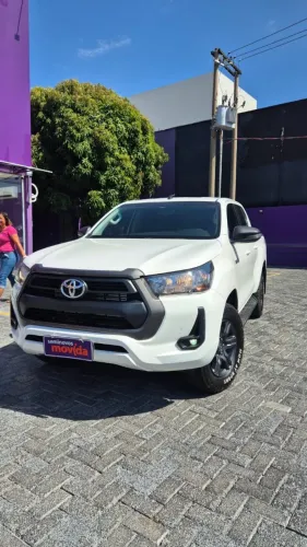 Toyota Hilux CD SR 4X4 2.8 TDI Diesel Aut. 2024